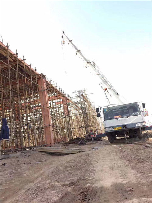 阜城县吊车作业的安全注意事项有哪些？